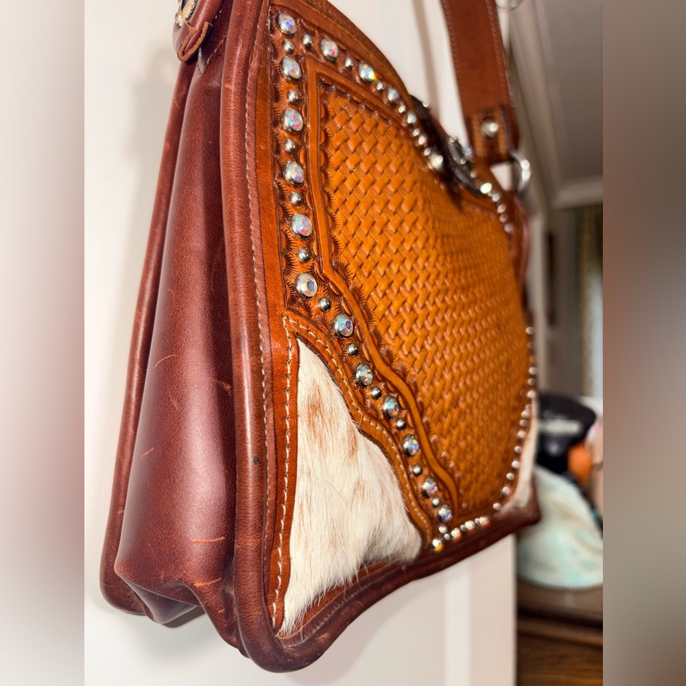 Double J Saddlery Hand-Tooled Leather Cowhide Crystal Western Shoulder Bag - Picture 2 of 16